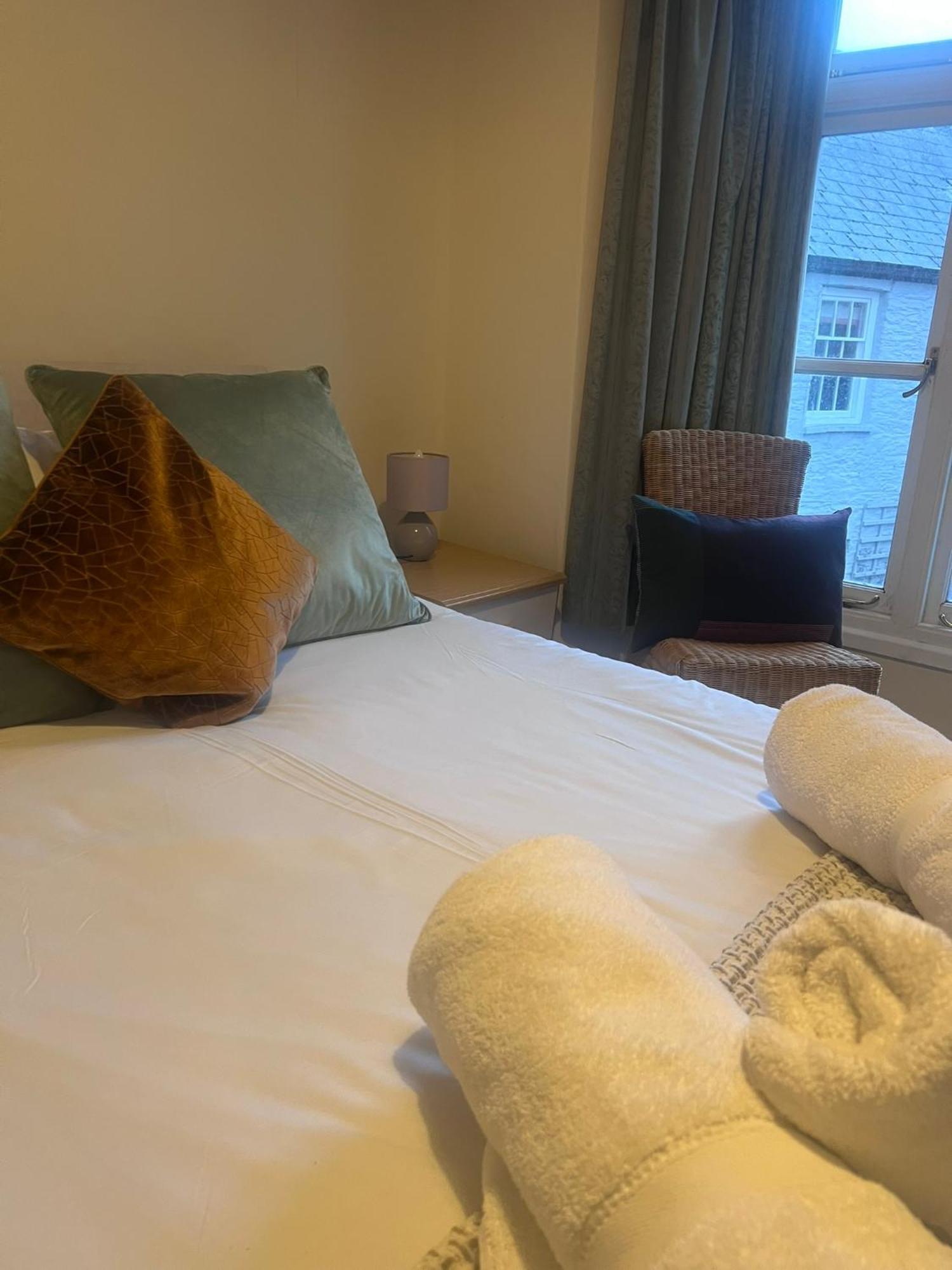 The Crown Hotel 3*