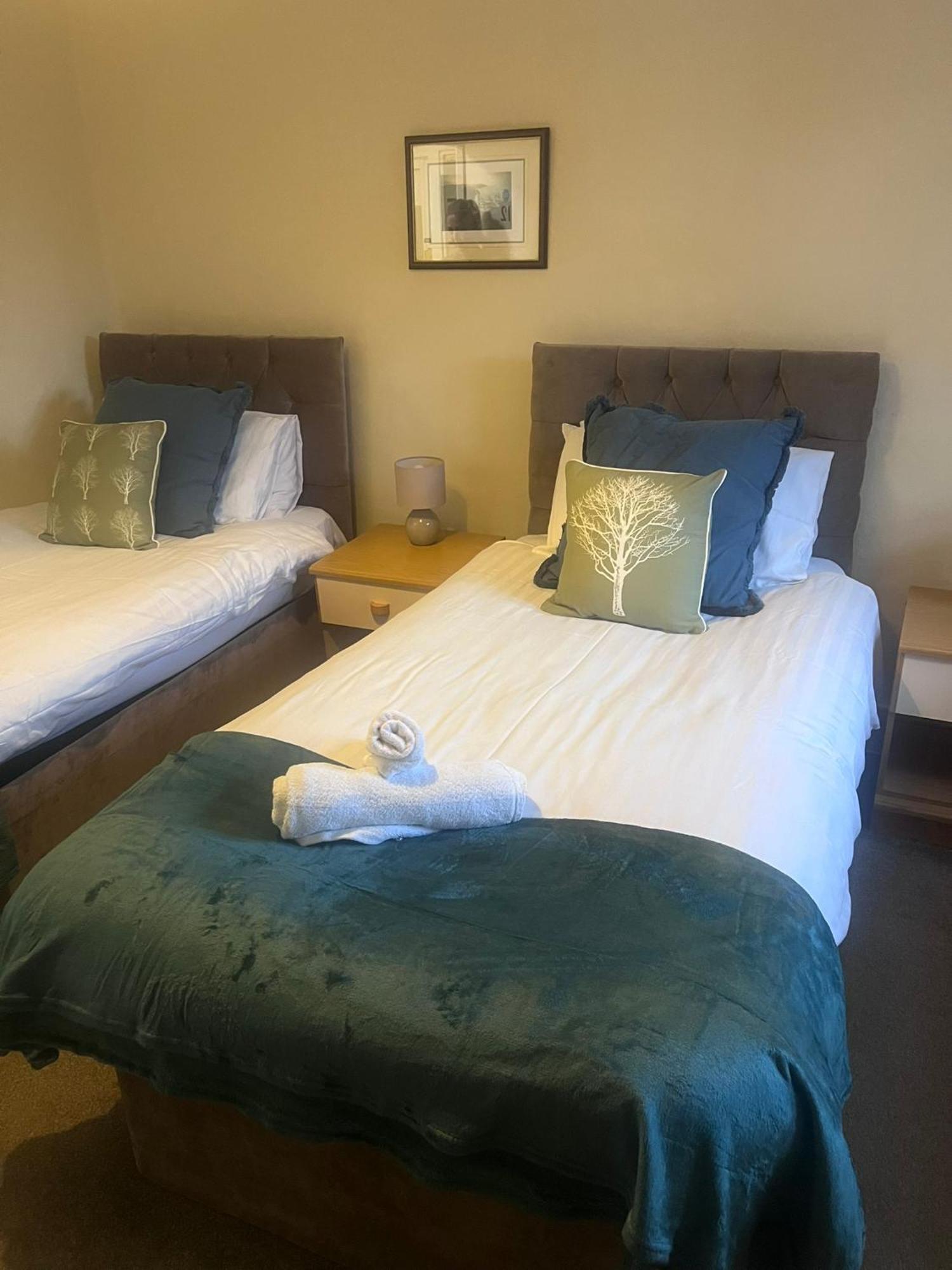 The Crown Hotel 3*