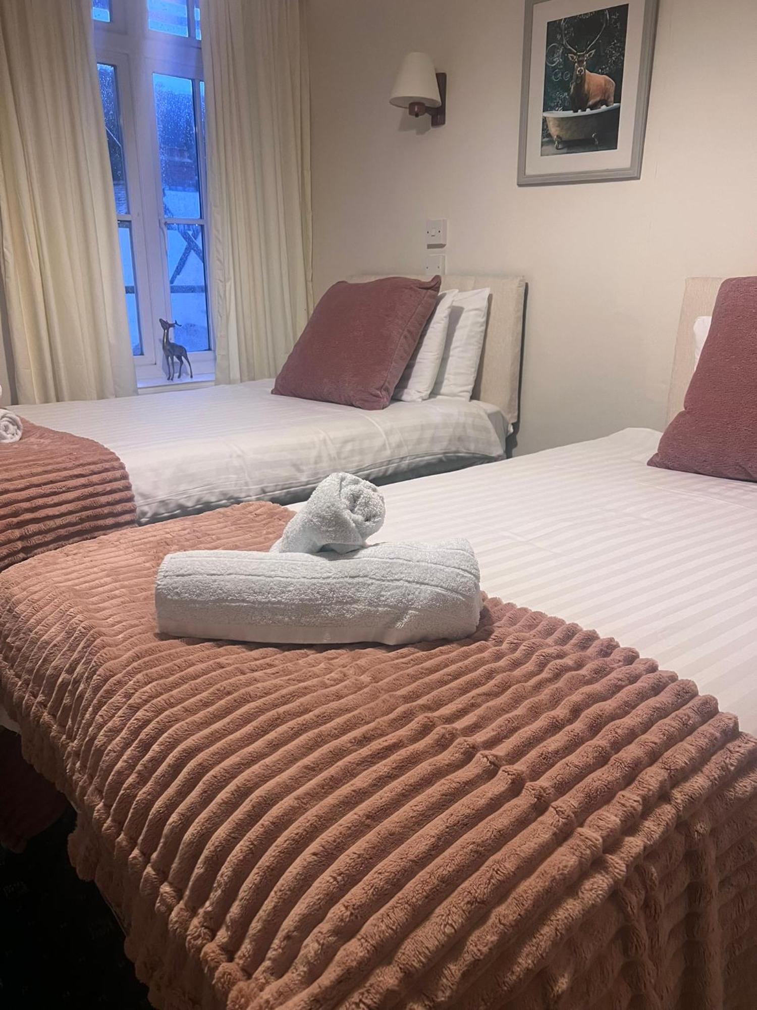 Hotel The Crown 3*