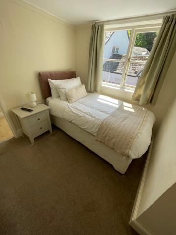 The Crown Hotel 3*